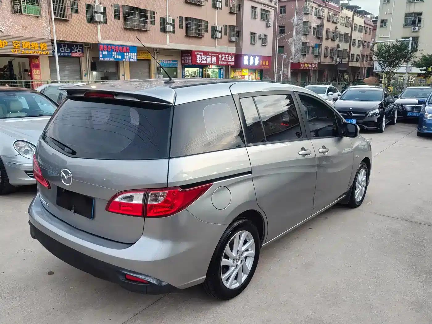 Mazda 5 2011 2.0L Automatic Comfort Model — миниатюра 10