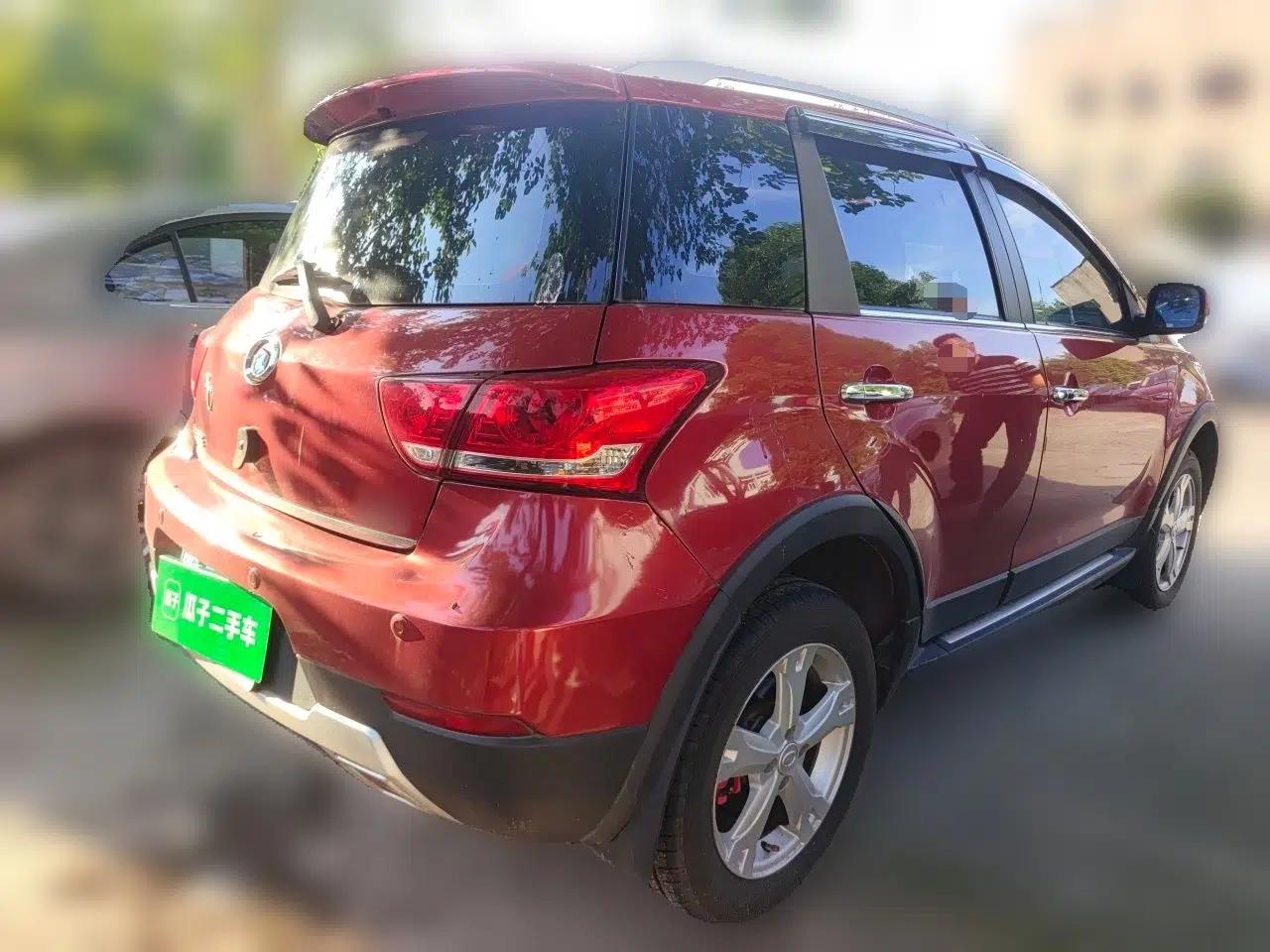 Great Wall M4 2015 1.5L AMT Comfort Model — миниатюра 6
