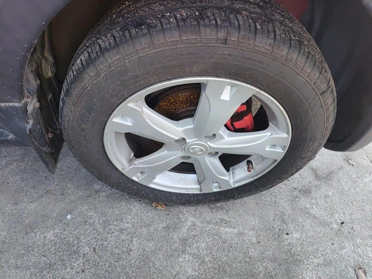 Great Wall M4 2015 1.5L AMT Comfort Model — миниатюра 8