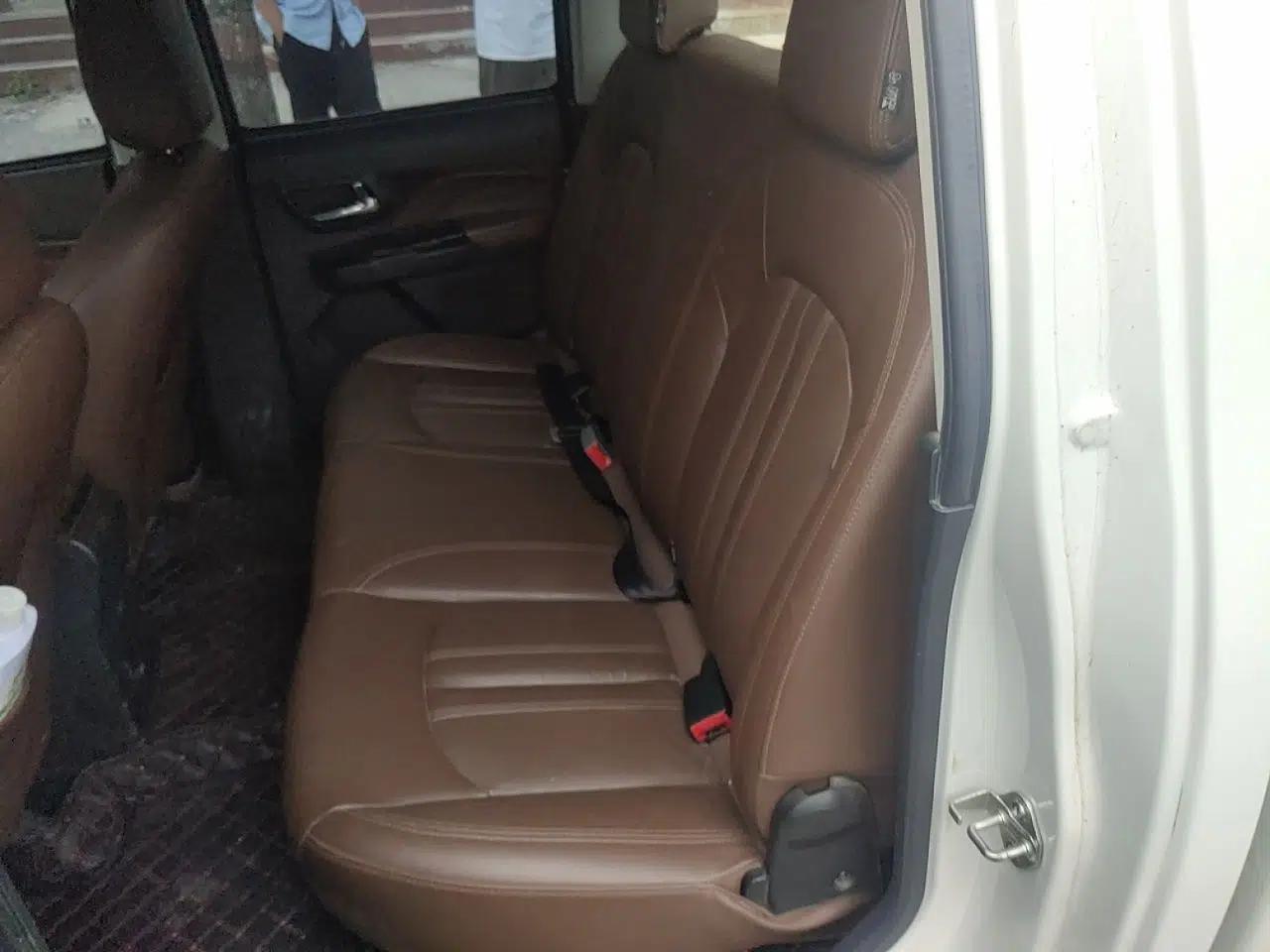 Great Wall Wingle 6 2017 2.0T Diesel 4x4 Navigation Version 4D20D — миниатюра 18
