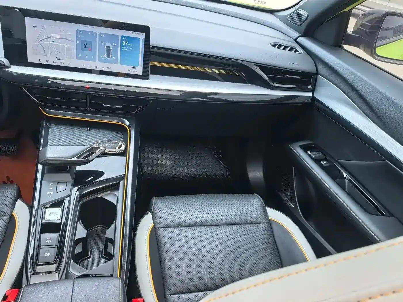 MG5 Scorpio 2022 1.5T Trophy Sport Flagship Edition — миниатюра 8