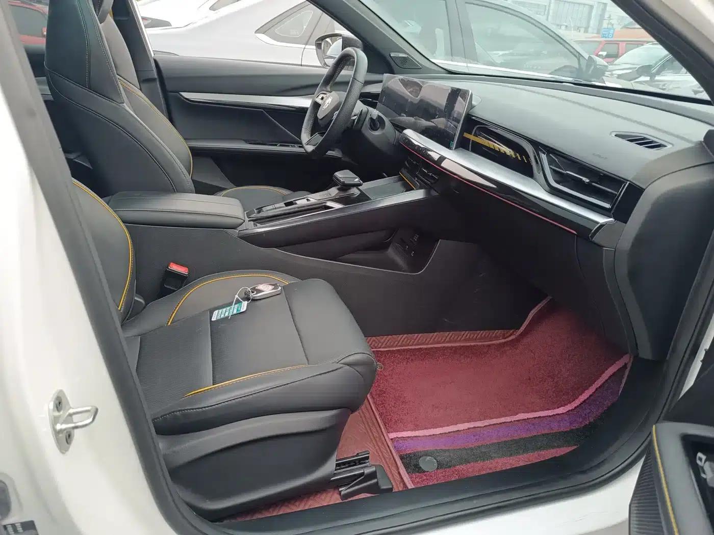 MG5 Scorpio 2022 1.5T Luxury Edition — миниатюра 13