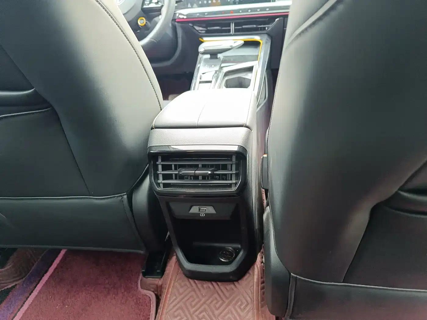 MG5 Scorpio 2022 1.5T Luxury Edition — миниатюра 19