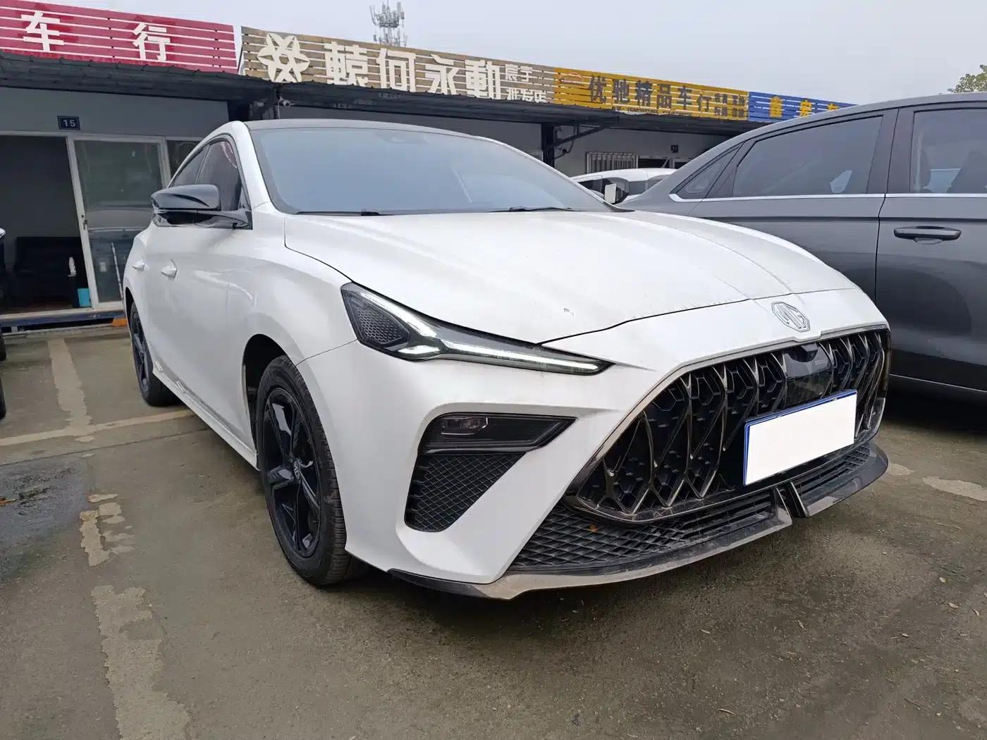 MG5 Scorpio 2022 1.5T Luxury Edition — миниатюра 3