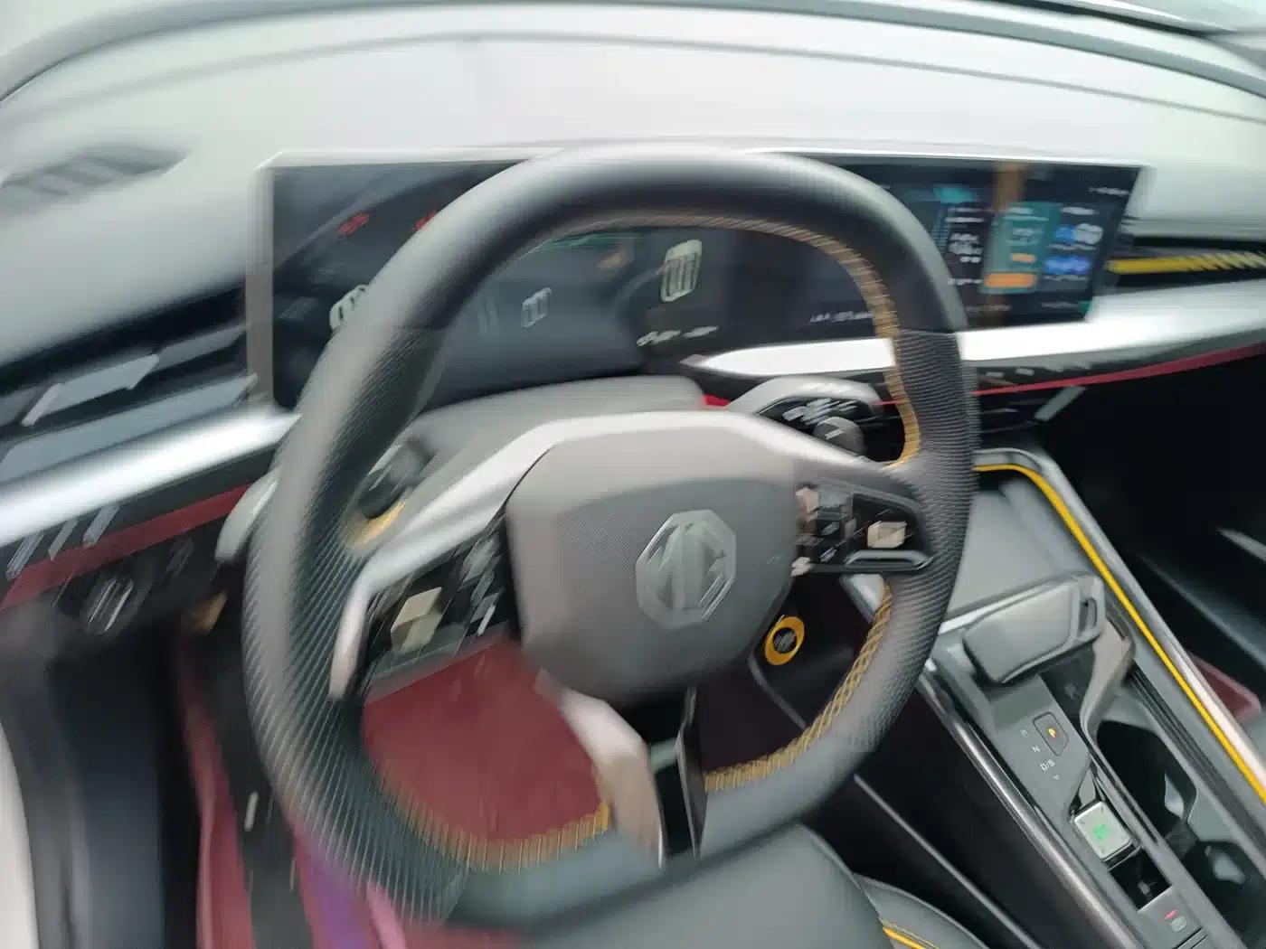 MG5 Scorpio 2022 1.5T Luxury Edition — миниатюра 7