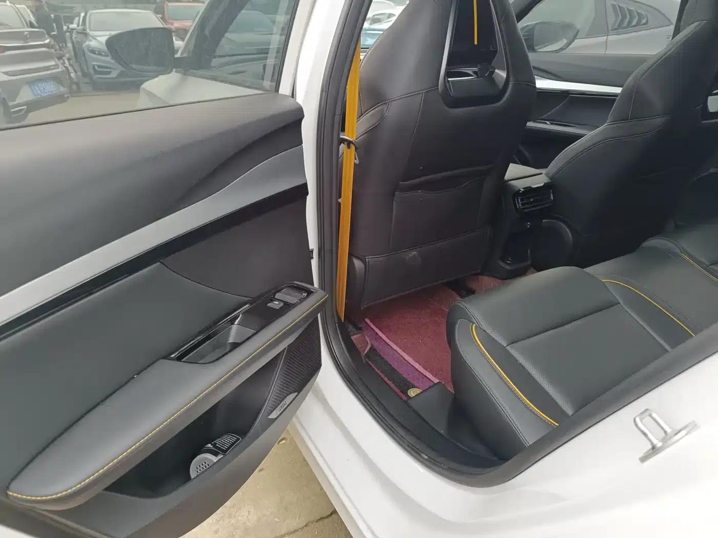 MG5 Scorpio 2022 1.5T Luxury Edition — миниатюра 9