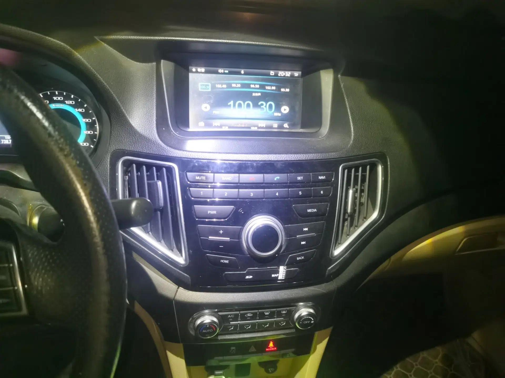 Great Wall C30 New Energy 2017 EV Enjoyment Model — миниатюра 14