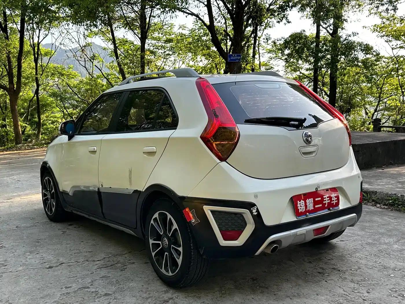 MG3SW 2015 1.5L AMT Elite — миниатюра 11