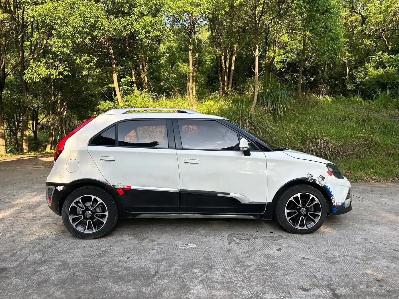MG3SW 2015 1.5L AMT Elite — миниатюра 13