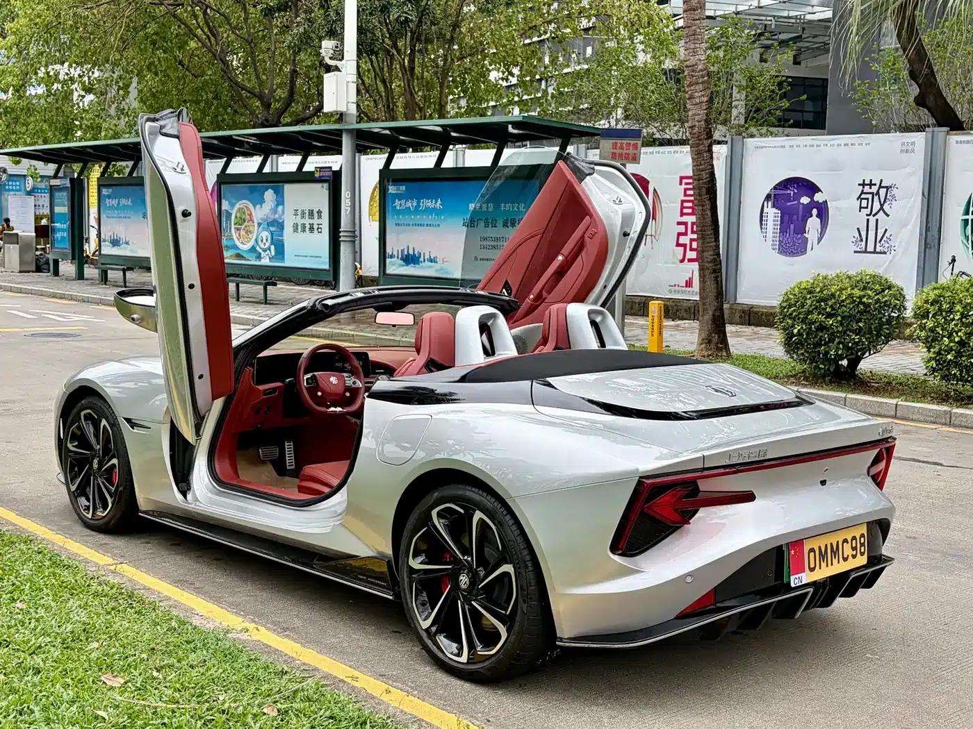 2024 MG Cyberster 580km/h Superb Edition — миниатюра 9
