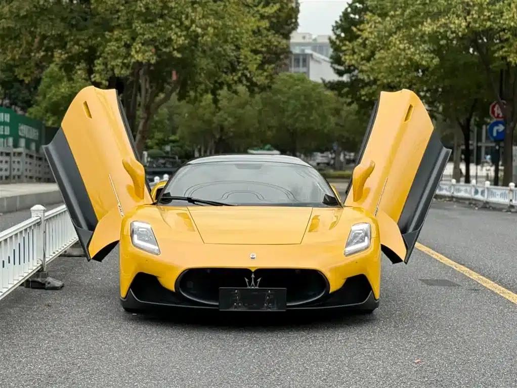 Maserati MC20 2023 3.0T Standard Edition — миниатюра 2