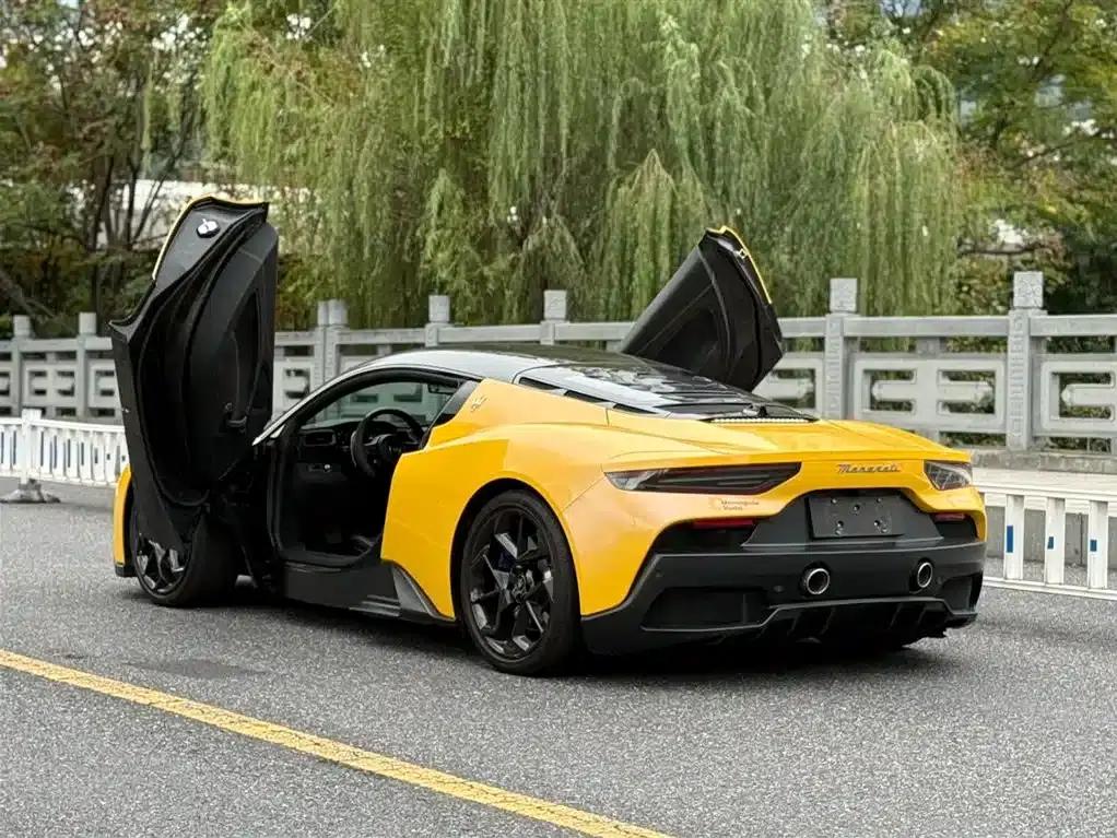 Maserati MC20 2023 3.0T Standard Edition — миниатюра 4