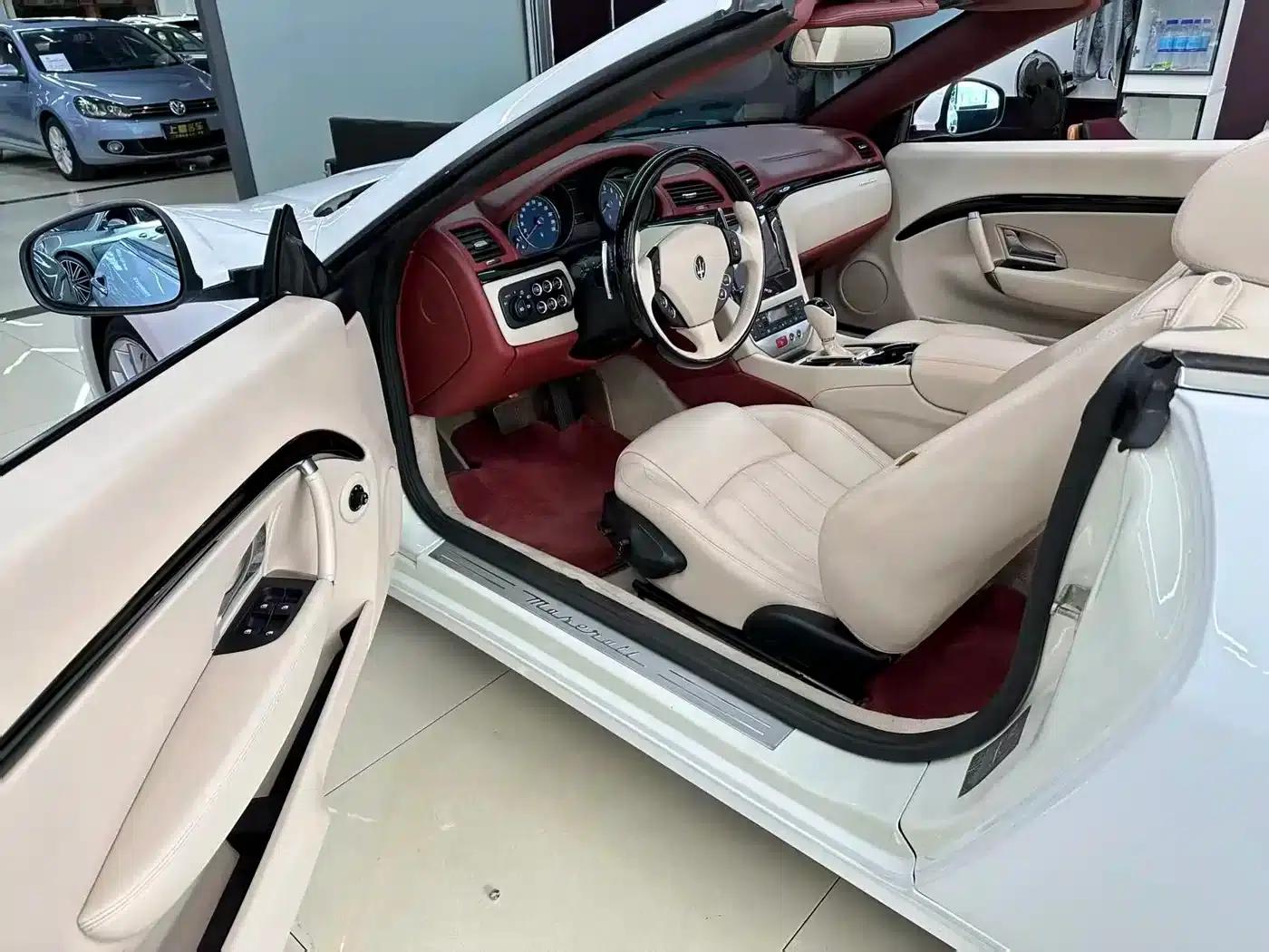 GranCabrio 2010 4.7L Automatic — миниатюра 7