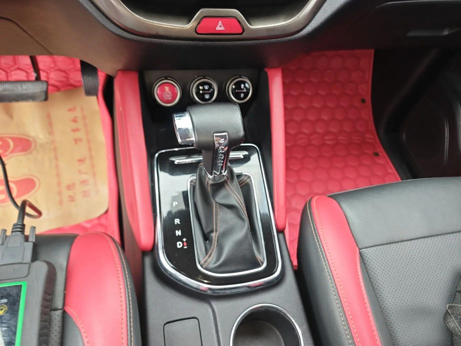 CHANGAN OSHAN CX70 2017 CX70T 1.5T Automatic Luxury Edition — миниатюра 17