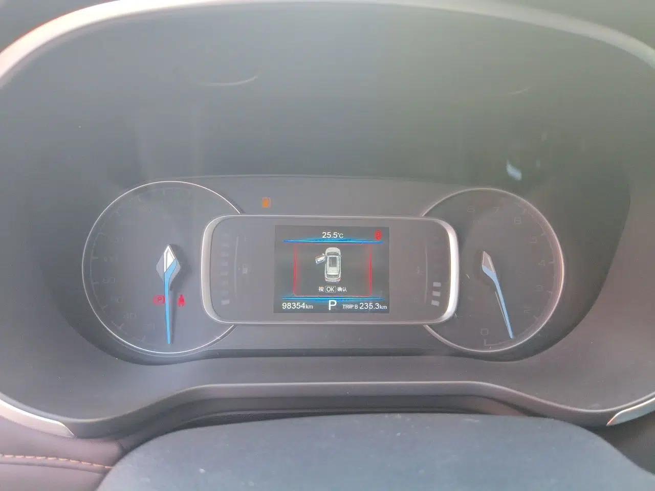 CHANGAN OSHAN COS1 2018 1.5T Automatic Yue 6-Seater — миниатюра 12