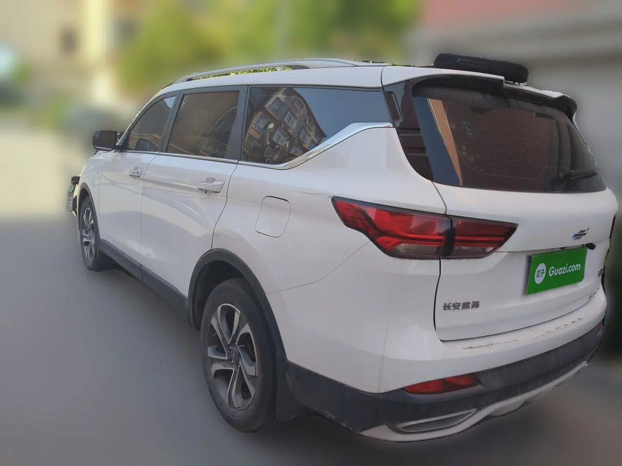 CHANGAN OSHAN COS1 2018 1.5T Automatic Yue 6-Seater — миниатюра 4