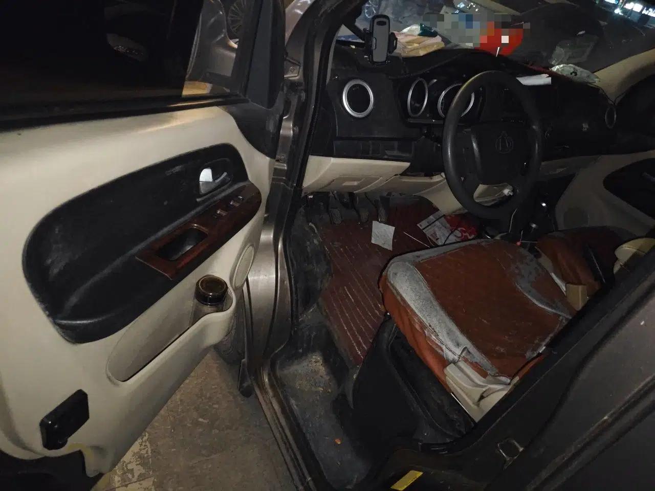 CHANGAN KAICHENG Ruixing M80 2014 1.5L Comfort Model 4G15S — миниатюра 17