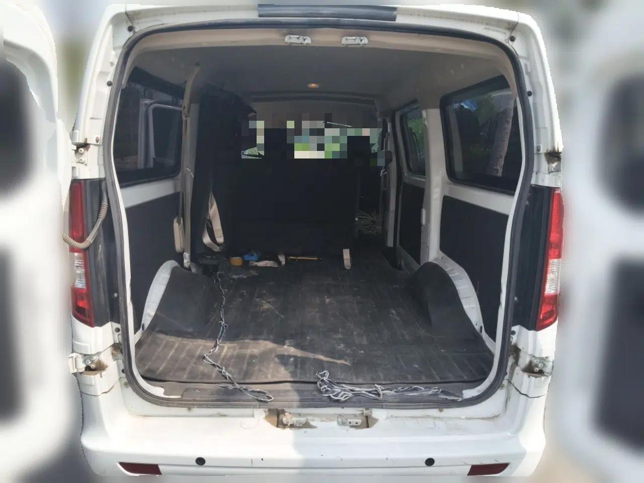 CHANGAN KAICHENG Ruixing EM80 2024 Comfort-Style 6-Seater 41.86 kWh — миниатюра 19
