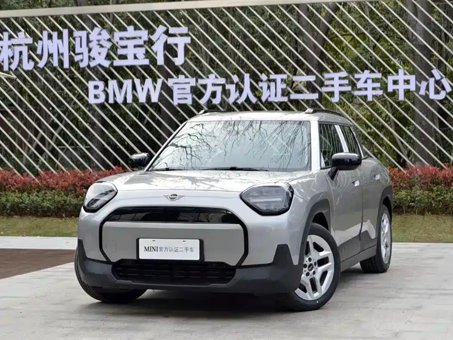 2024 Electric MINI Aceman E-Class — миниатюра 1