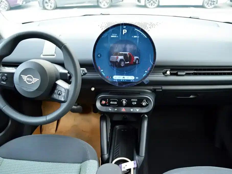 2024 Electric MINI Aceman E-Class — миниатюра 13