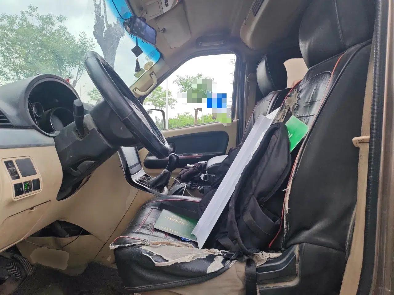 CHANGAN KAICHENG Ruixing M90 2018 2.0L Value-Added CNG Flat-Roof Hatchback with 6 Seats Model 4G94S — миниатюра 16