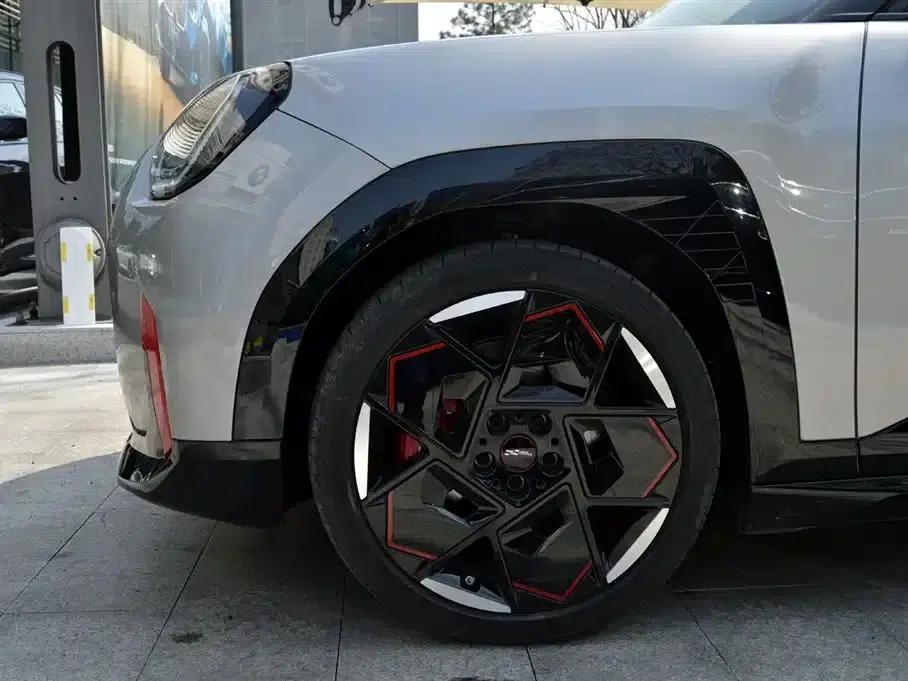 2025 JCW Aceman Electric MINI (JOHN COOPER WORKS) — миниатюра 12