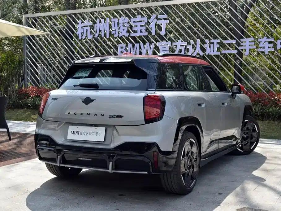 2025 JCW Aceman Electric MINI (JOHN COOPER WORKS) — миниатюра 5