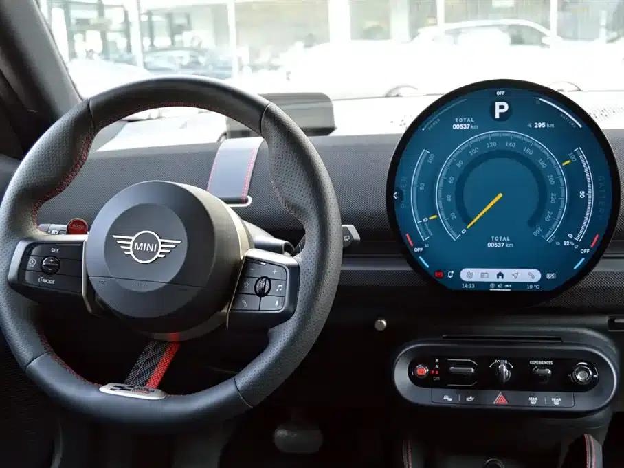 2025 JCW Aceman Electric MINI (JOHN COOPER WORKS) — миниатюра 7