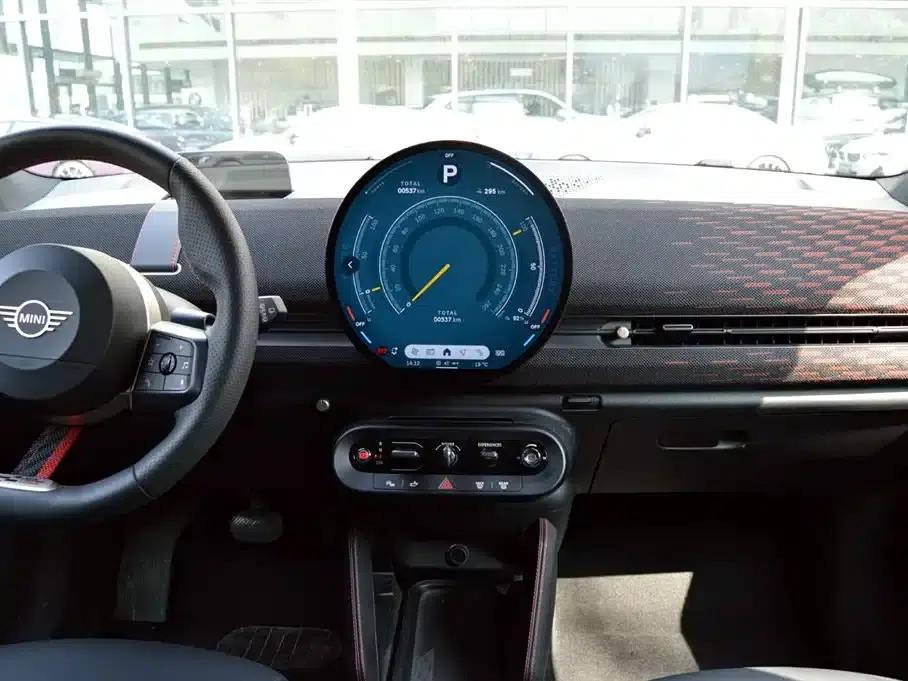 2025 JCW Aceman Electric MINI (JOHN COOPER WORKS) — миниатюра 8