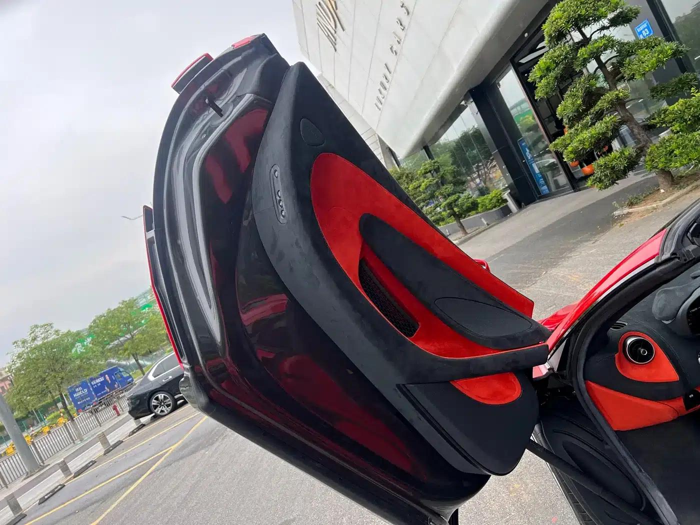 McLaren 600LT 2019 3.8T Spider — миниатюра 8