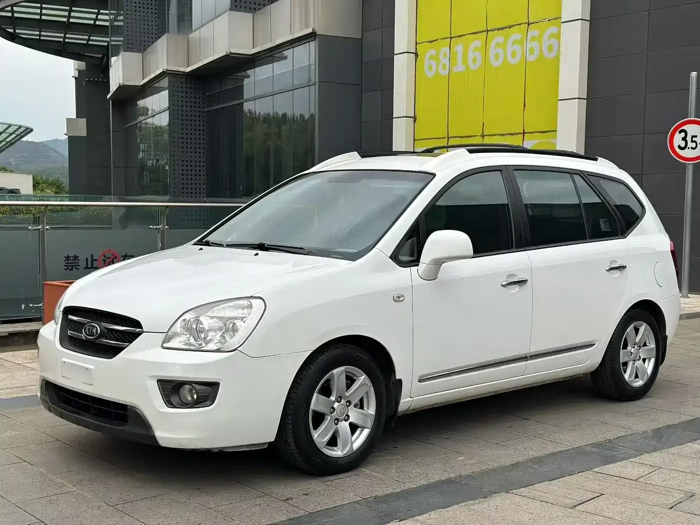 Carens 2007 2.0L 7-seater Comfort Edition — миниатюра 2