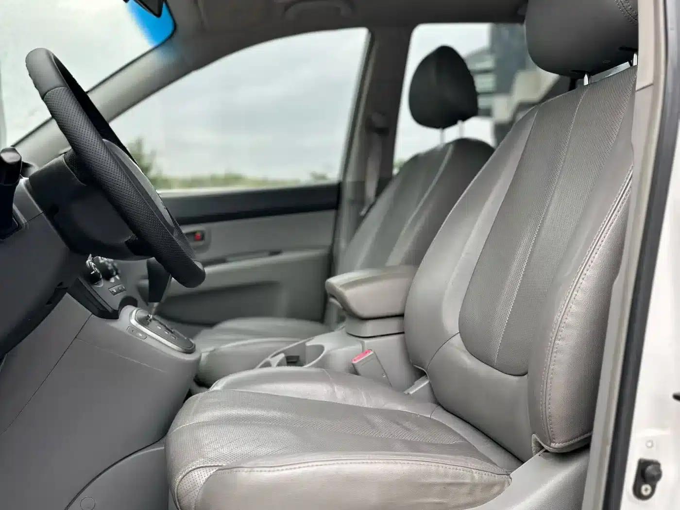 Carens 2007 2.0L 7-seater Comfort Edition — миниатюра 3