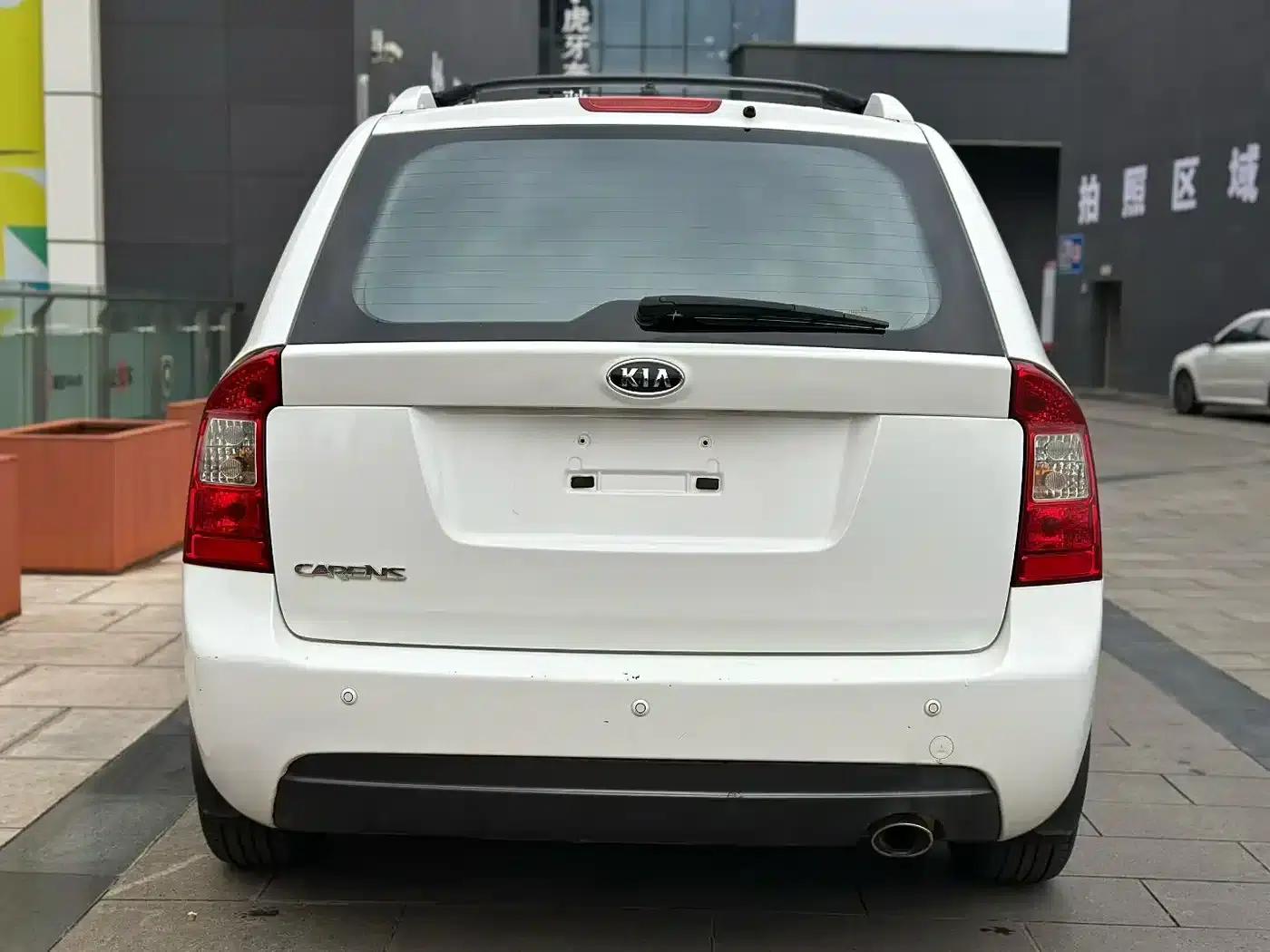Carens 2007 2.0L 7-seater Comfort Edition — миниатюра 7