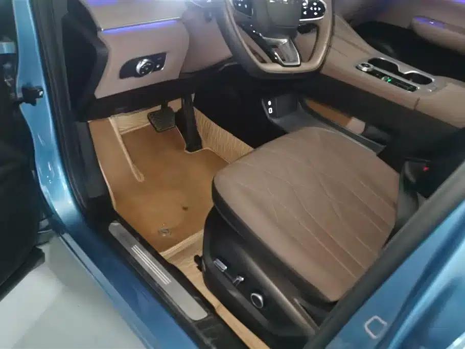 Chery Tiggo 8 PLUS C-DM 2025 1.5T 116km/h Premium 5-seater — миниатюра 9
