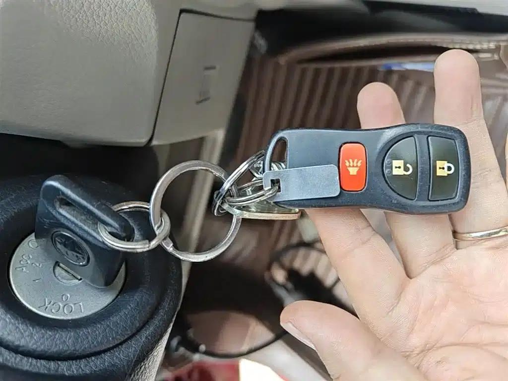 Venucia R50 2016 1.6L Automatic Elite Edition — миниатюра 9