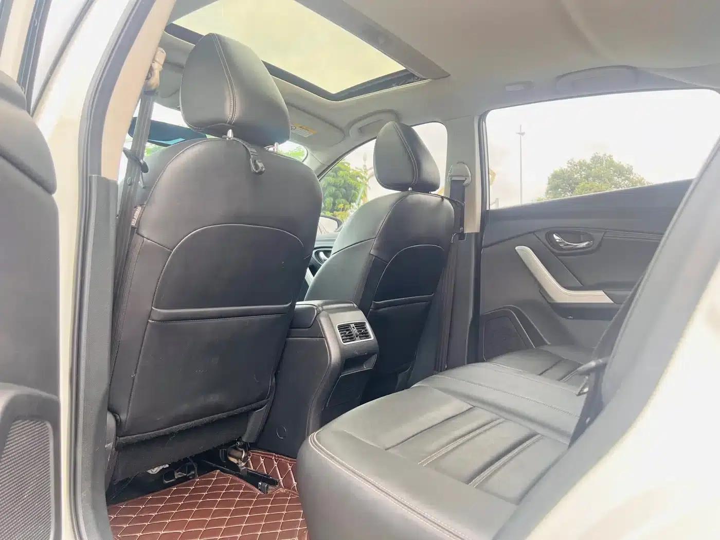 Venucia T90 2017 2.0L CVT Smart Edition — миниатюра 9