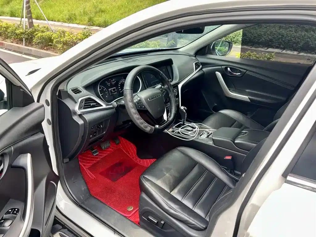 Venucia T90 2017 2.0L CVT Smart Edition — миниатюра 6