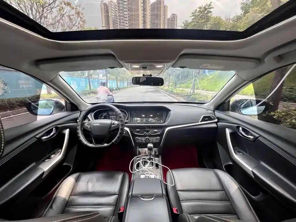 Venucia T90 2017 2.0L CVT Smart Edition — миниатюра 9