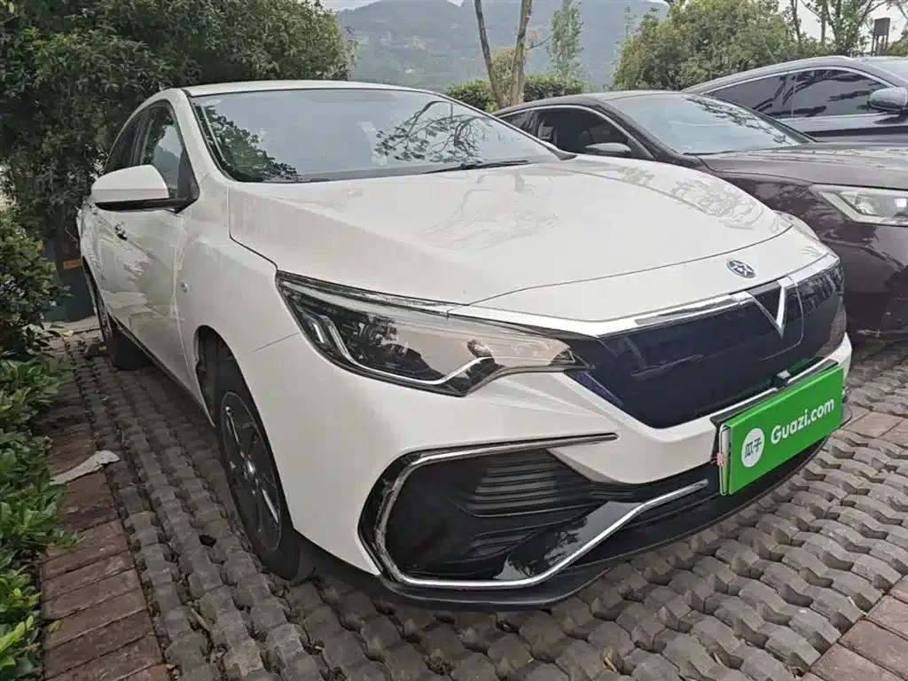 Venucia D60EV 2023 PLUS Comfort Edition SI — миниатюра 4