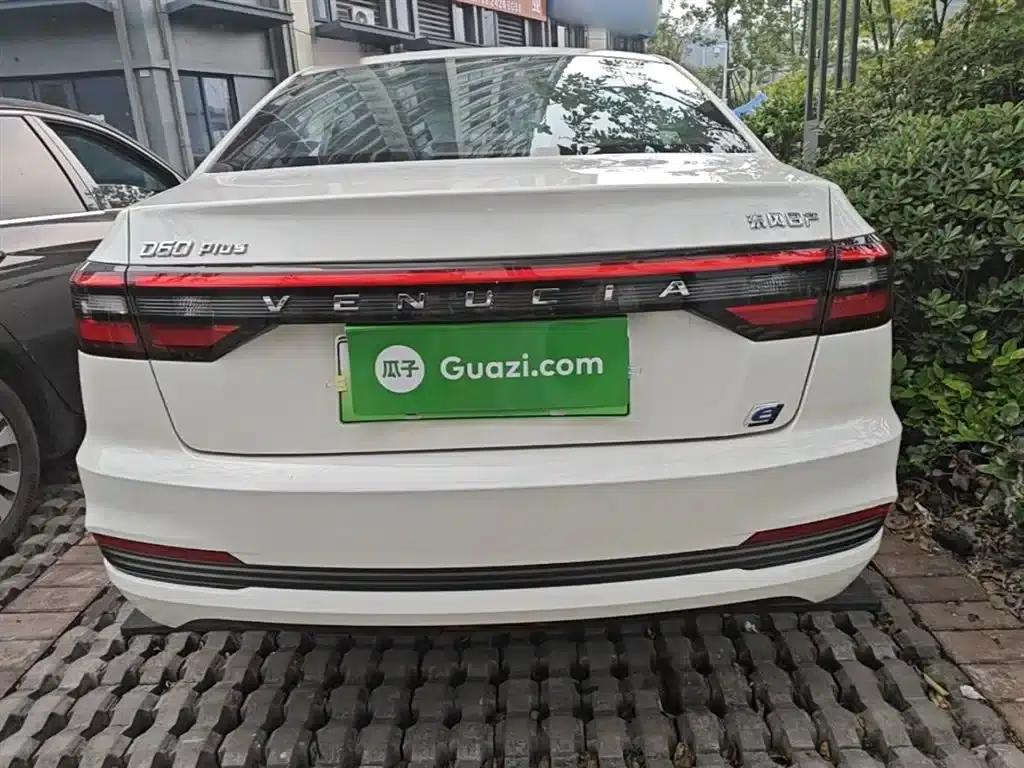 Venucia D60EV 2023 PLUS Comfort Edition SI — миниатюра 6