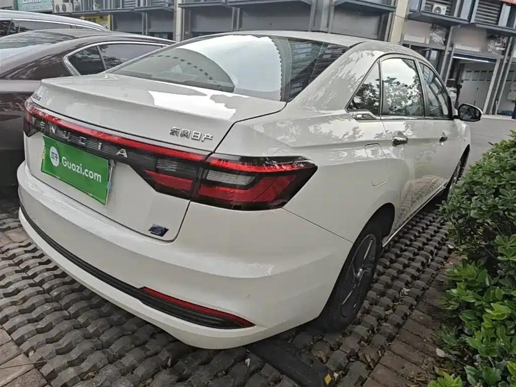 Venucia D60EV 2023 PLUS Comfort Edition SI — миниатюра 7