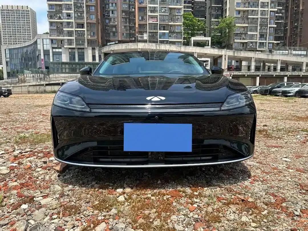 Fengyun A9L 2025 Model 260km Extended Range Luxury Edition — миниатюра 2