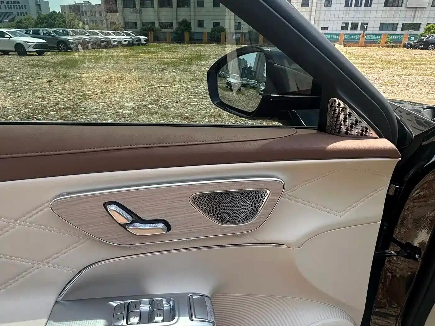 Fengyun A9L 2025 Model 260km Extended Range Luxury Edition — миниатюра 14