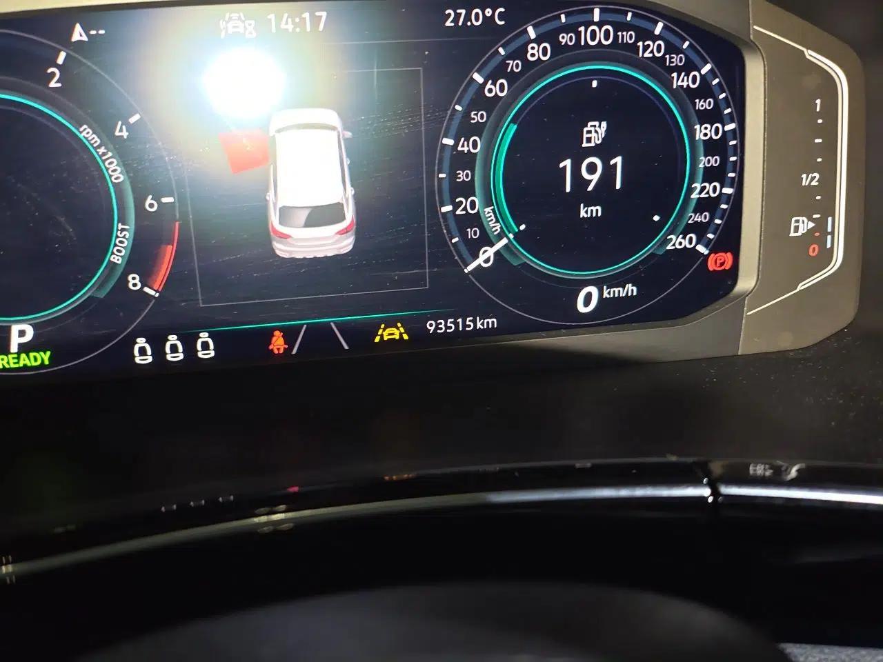 Volkswagen Tayron GTE Plug-in Hybrid 2022 1.4T Luxury Model — миниатюра 13