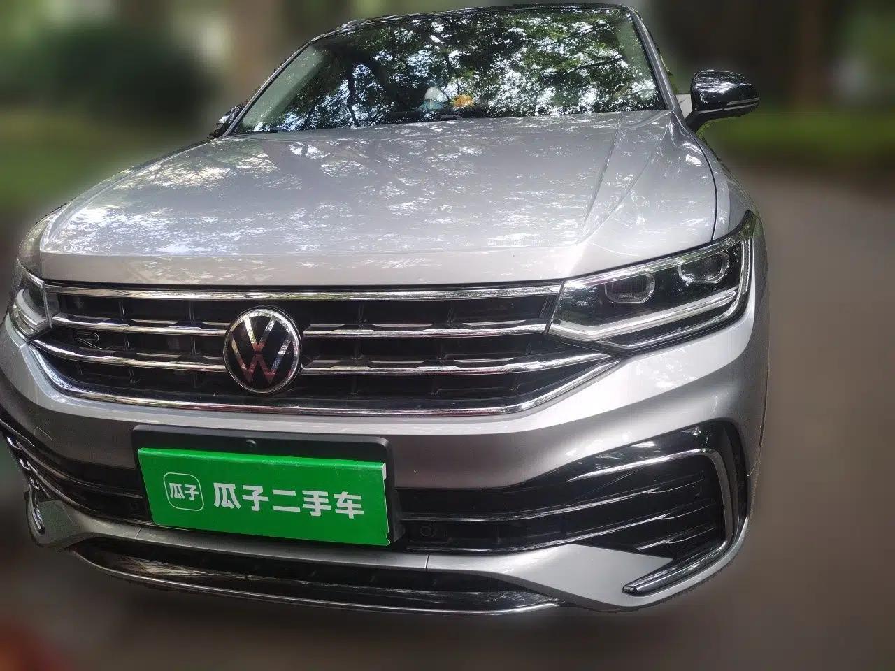 Volkswagen Tiguan X 2021 330TSI Two-Wheel-Drive Flagship Edition — миниатюра 2