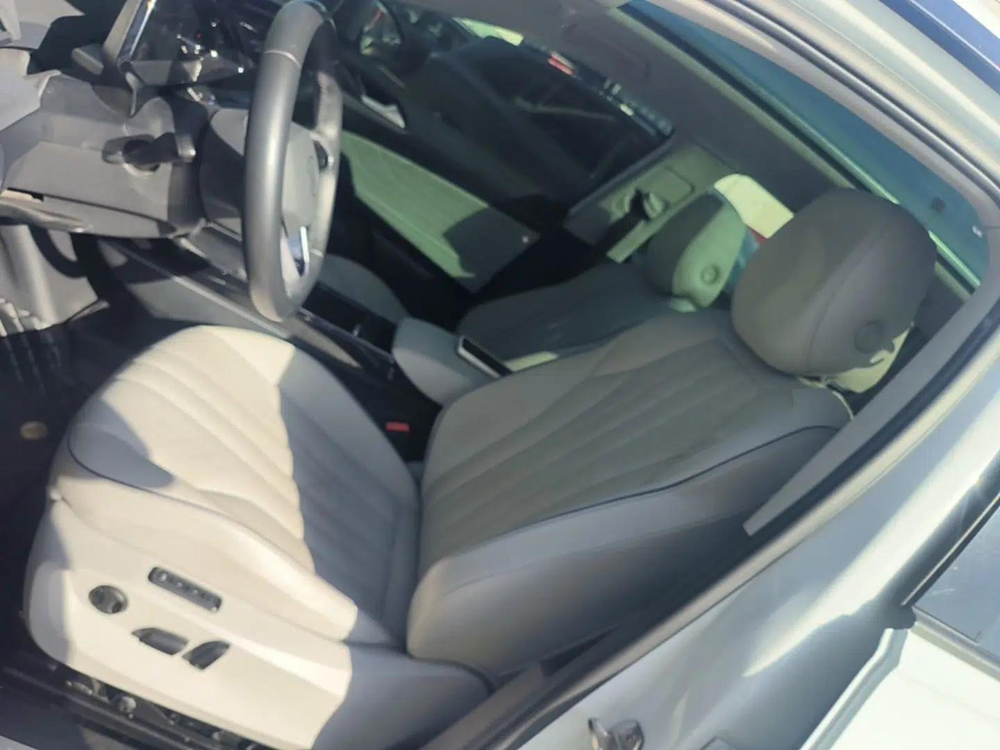 Volkswagen ID.6 X 2023 Ultra-Intelligent Long-Range Version — миниатюра 18