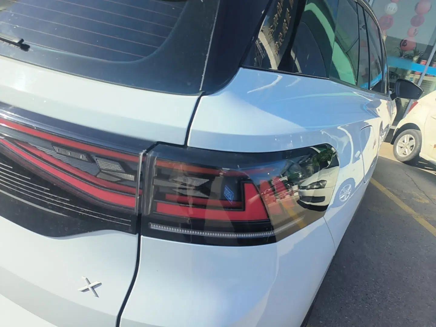 Volkswagen ID.6 X 2023 Ultra-Intelligent Long-Range Version — миниатюра 7