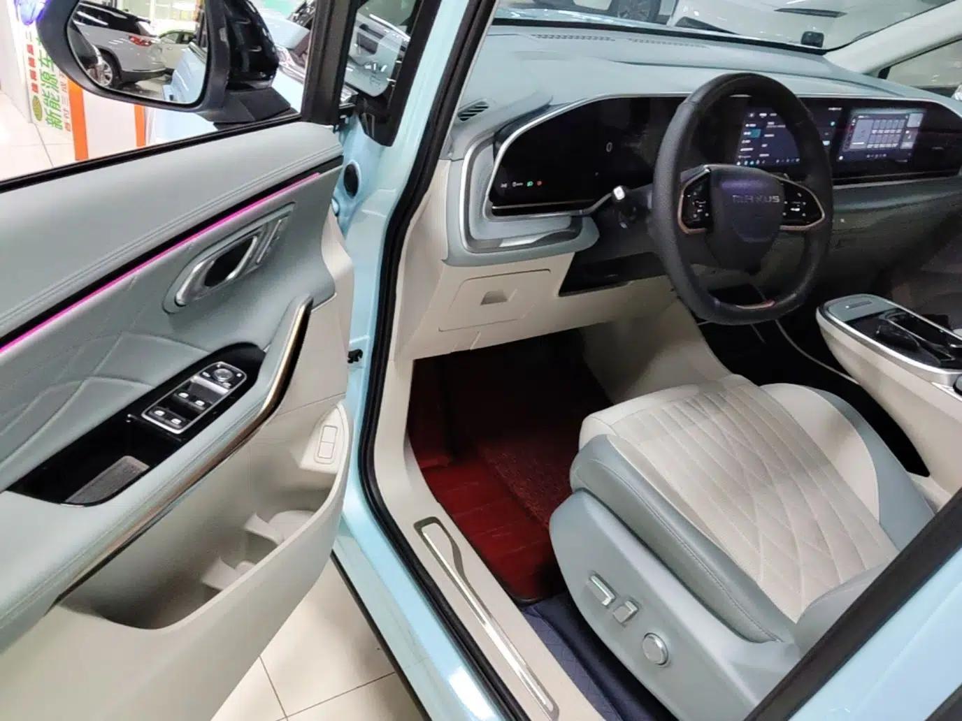 SAIC MAXUS Dajia 9 2022 Long-Range Forest Seven-Seater Version — миниатюра 19