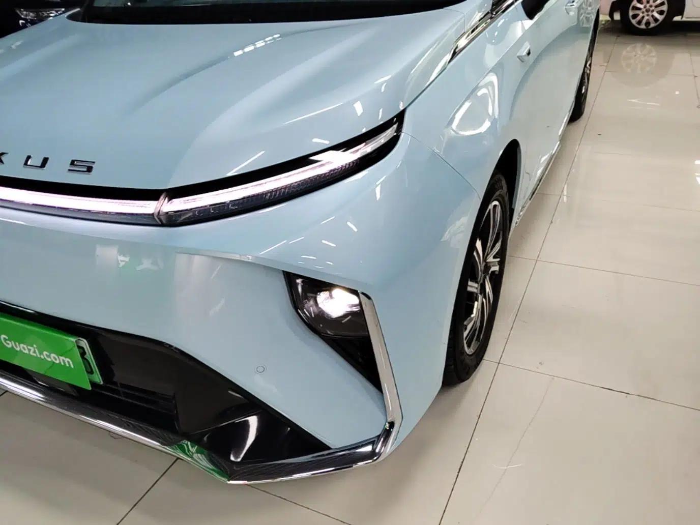 SAIC MAXUS Dajia 9 2022 Long-Range Forest Seven-Seater Version — миниатюра 9