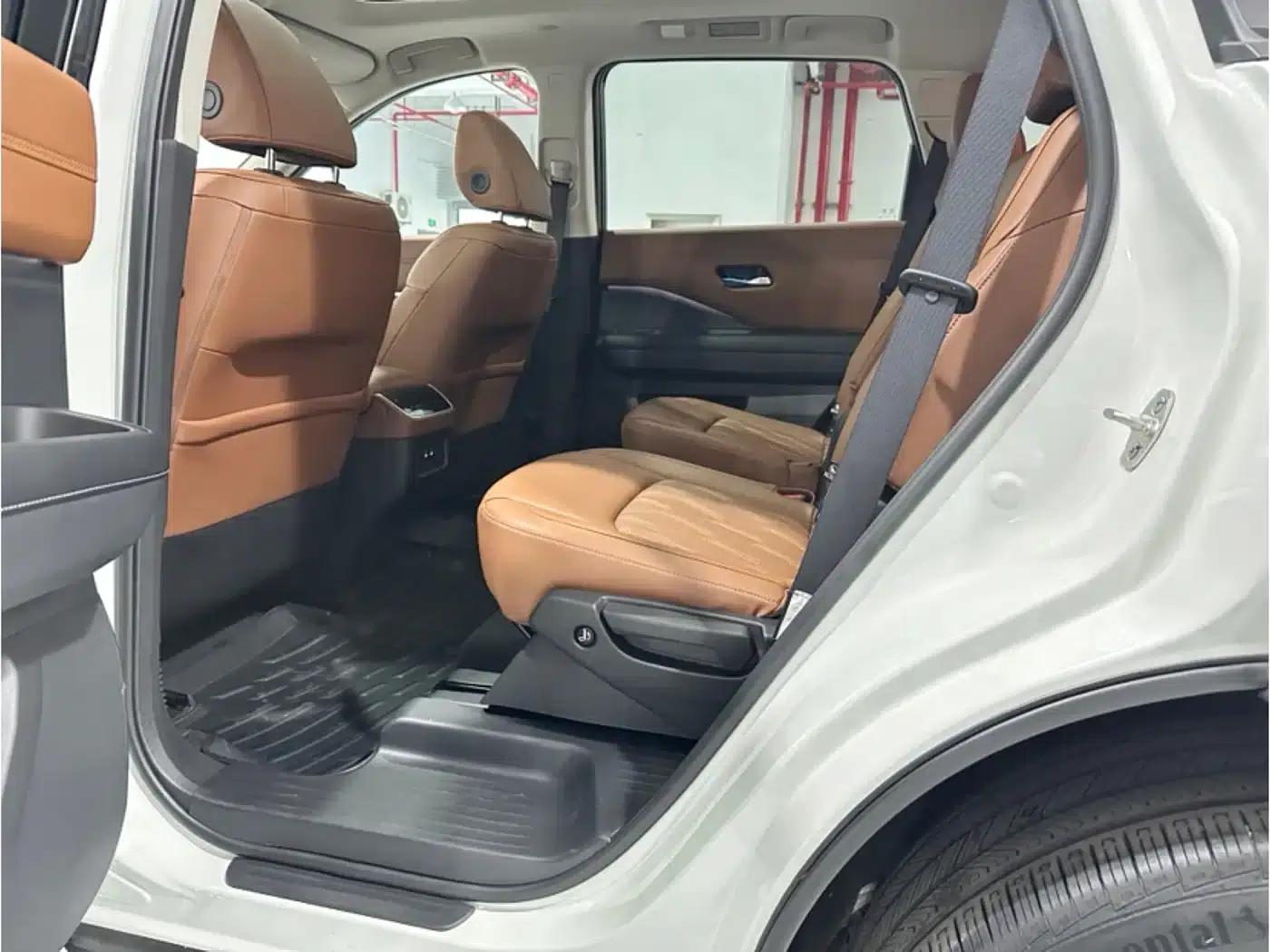 2024 Volkswagen Land Cruiser 380VC-TURBO 4WD Supreme Edition (6-seater) — миниатюра 13